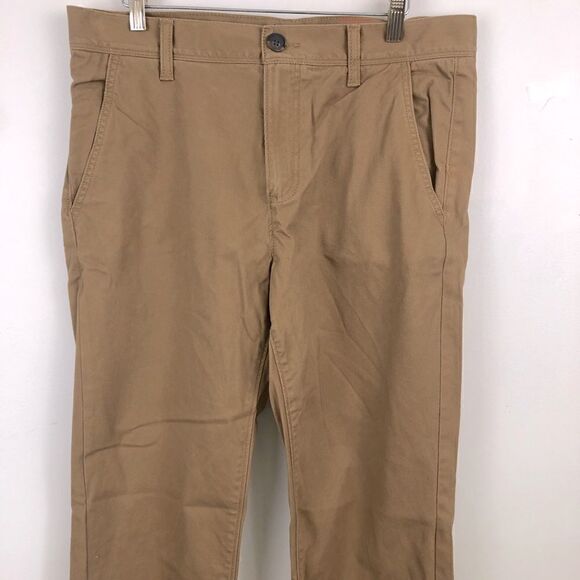 NWOT Urban Pipeline Size 33 Super Flex Slim Straight Tan Pants! - Picture 3 of 10